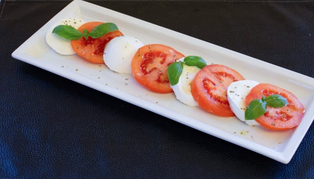 Caprese di bufala dop  - Adesso è Così Ristorazione Contemporanea, Trieste