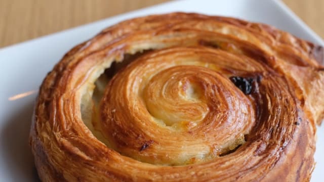 Pain au raisin - Le Café 42 de Montrouge