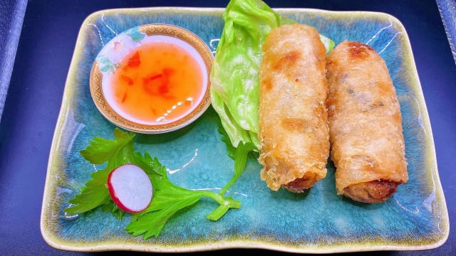 9. Rouleaux de nems(2pcs) - Hong Yan, Lausanne