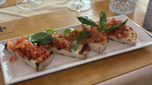 Bruschette al pomodoro - Dante e Beatrice