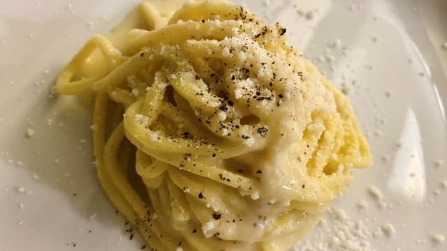 Cacio e pepe - Osteria Romana dell'Hotel Marchionni