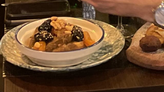 Tagine d’agneau au pruneau amandes  - Yann culinary, Brussels