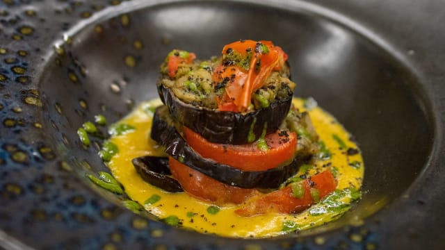 Tortino Di Melanzane Su Crema Al Curry	 - SOHO, Genoa