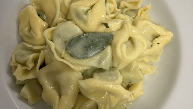 Tortelli Burro e Salvia - Da Morena