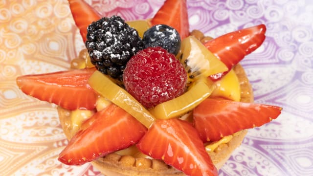 Crostatina con crema pasticcera e frutta fresca - Albamar Ristorante