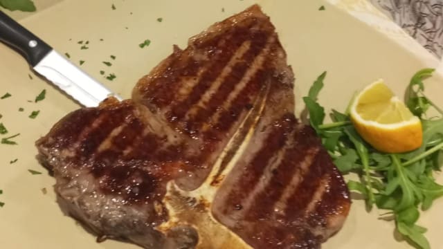 Bistecca di Scottona da 500gr  - Antichi Sapori, Cassino