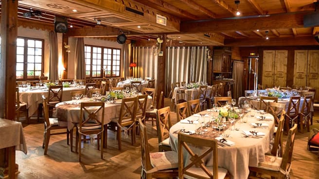 La Grange A Jules In Chapeiry Menu Openingsuren Adres Foto S Van Restaurant