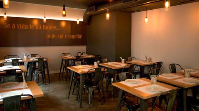 Antigo 1 De Maio Restaurant Lisbon Tapabucho Gastrobar In Lisbon Restaurant Reviews Menu And