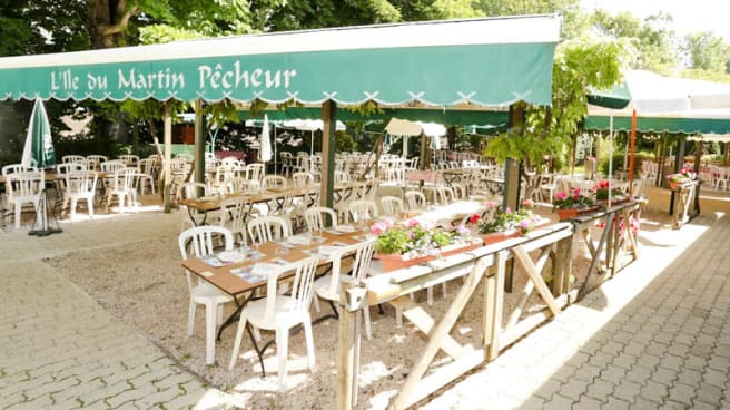 La Guinguette De L Ile Du Martin Pêcheur Restaurant La Guinguette de l'île du Martin Pêcheur à Champigny-sur