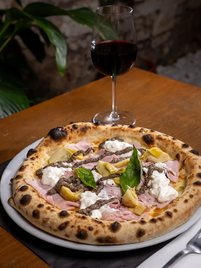 Autentico Pizzeria - 2