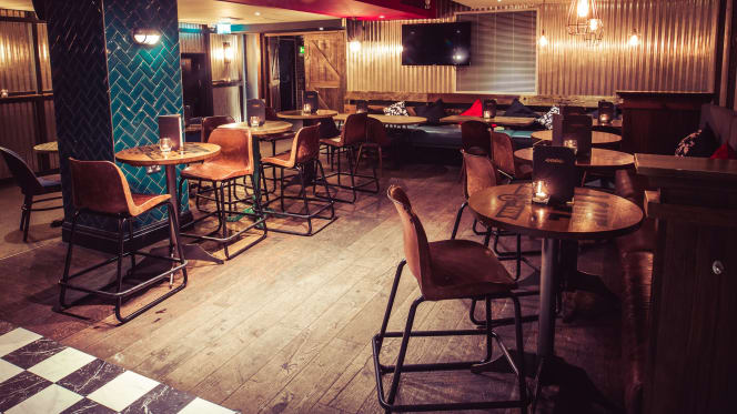 Core Bar London - 6