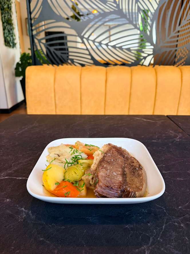 L'Alma Restaurant - 1