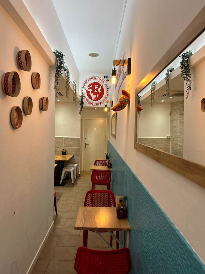 La Chula · Taquería Mexicana - 2