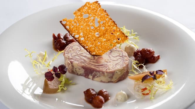 Restaurant W - 1