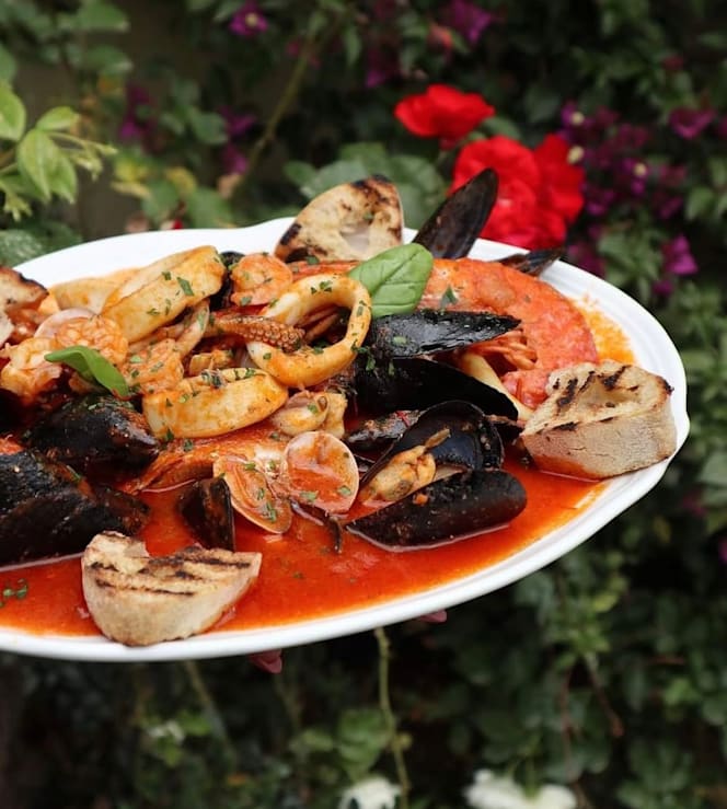 Nauna Pizzeria Trattoria Terra E Mare - 5