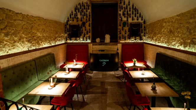 Castrum Wine Bar & Bistro - 7