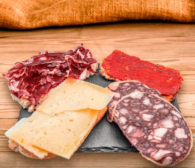 Locura Iberica Momentum Plaza - 0
