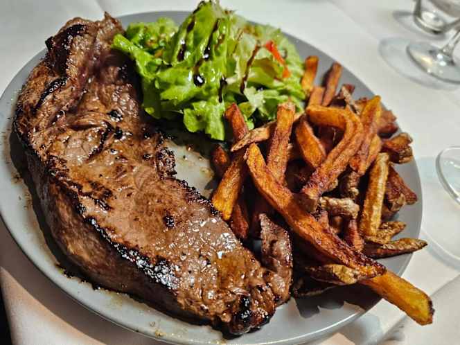 L’Entre Deux Lacs Restaurant - 0