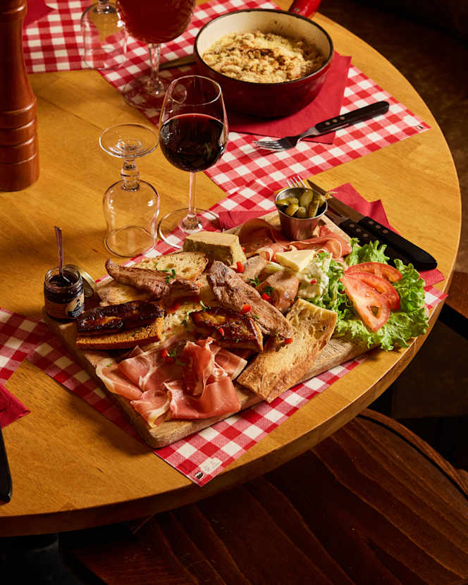 Chez Papa Bastille - 9