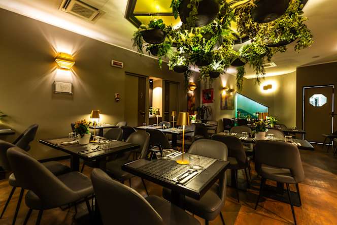 Next Door Bar & Ristorante - 2