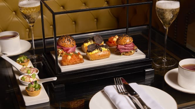 Art Afternoon Tea at Rosewood London - 5