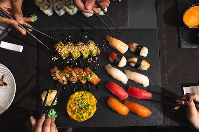 Uma Umai - Sushi - Tapas - Bar - 1
