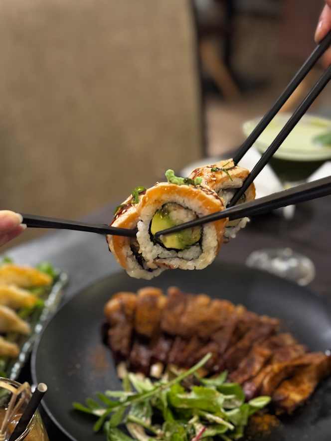 Uma Umai - Sushi - Tapas - Bar - 0