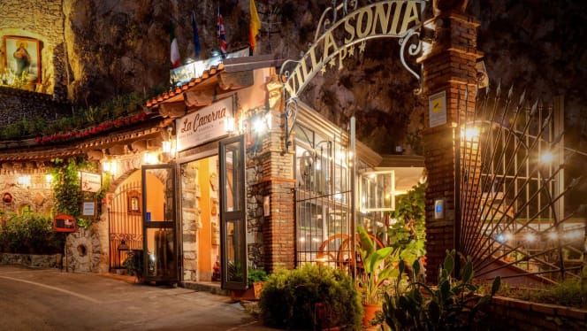 La Caverna Wine Bar - 0