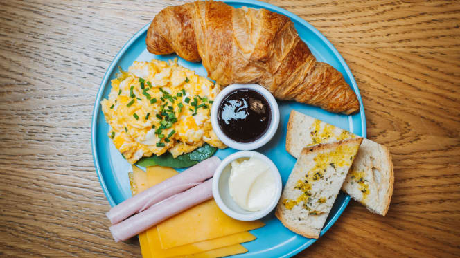 Lazy Breakfast Club - 1