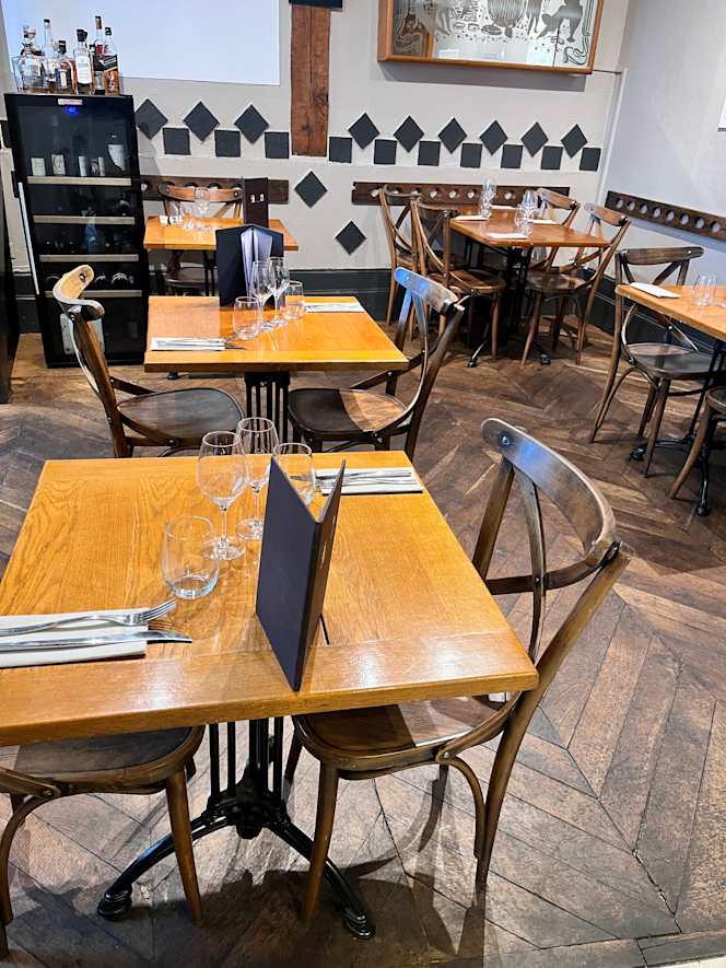 La Petite Taverne - 5