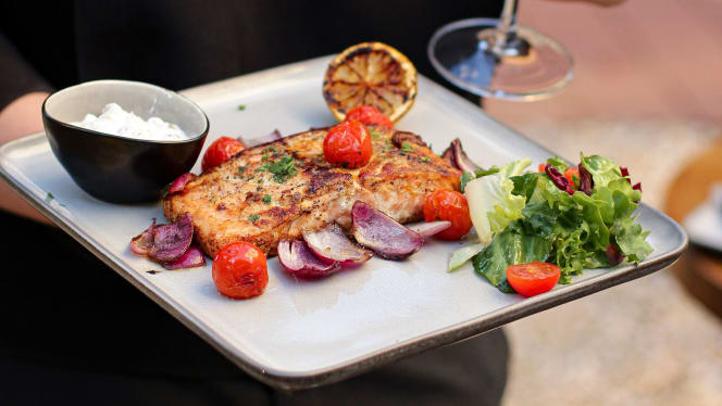 Fayna Restaurant - 6