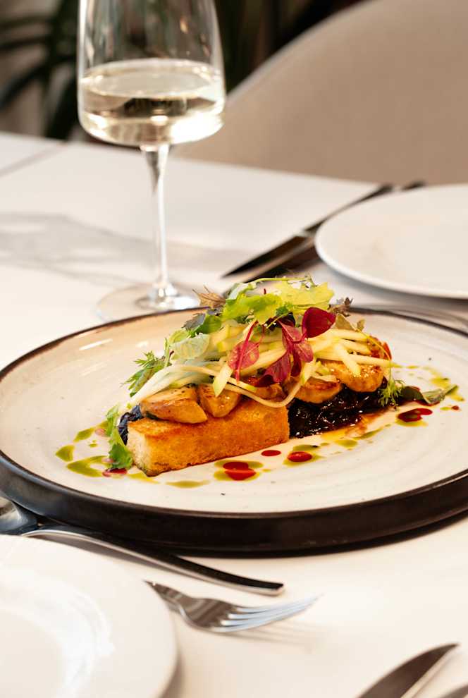 ViseVersa Bar & Restaurant - 9