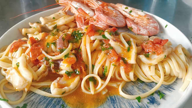 Gustá Sicily Restaurant and Burger - 0