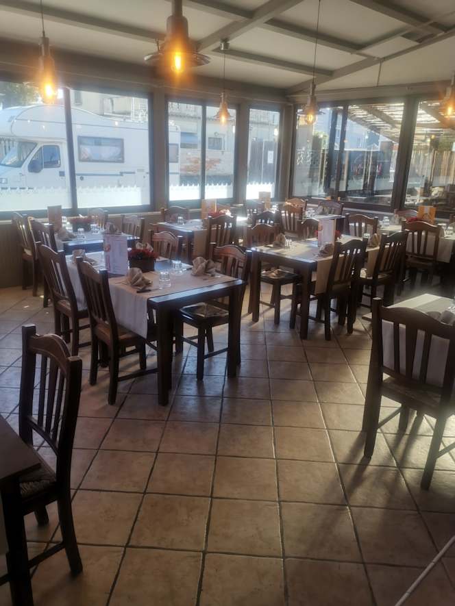 Pizzeria Napoletana - 4