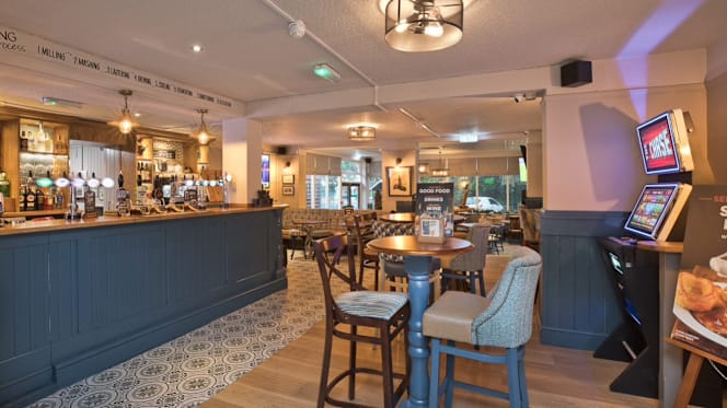 Railway Inn Glenfield - 4