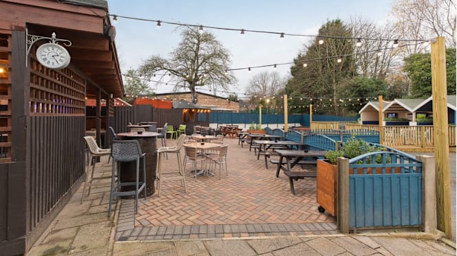 Railway Inn Glenfield - 7