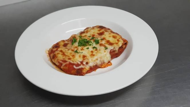 Bella Pizza and Pasta Restaurant - 4