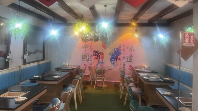 Umi Hot Pot & BBQ - 4