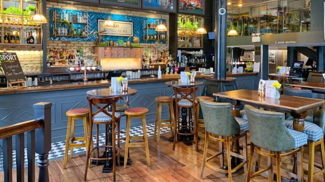 The Long Acre - 7