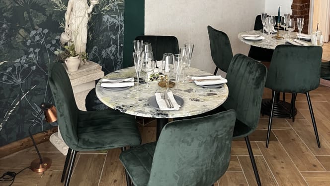 GUSTO - MODERN ITALIAN RESTAURANT - 6
