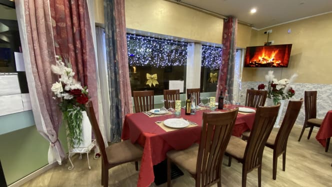 Royal INDIAN ristorante - 1