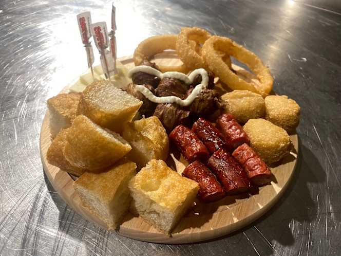 The Cult Rock Pub - 5