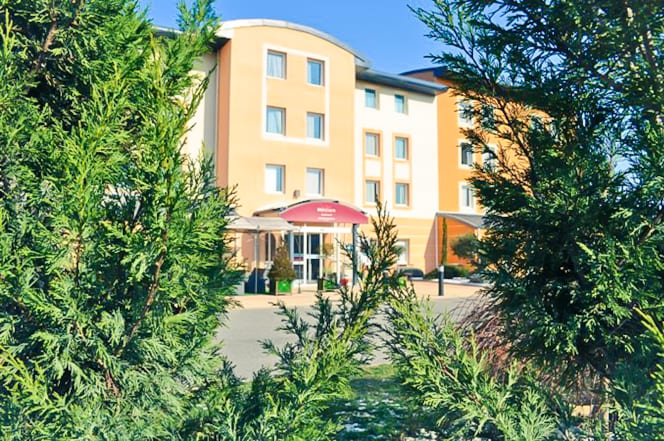 La Brasserie – Hôtel Mercure Lyon Est - 0