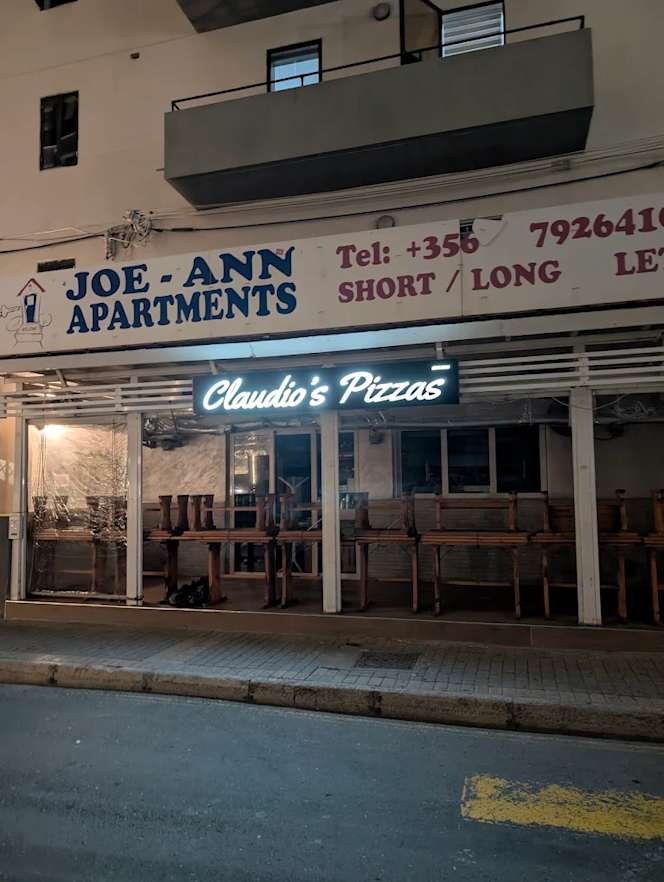 Claudio's Pizzas - 8