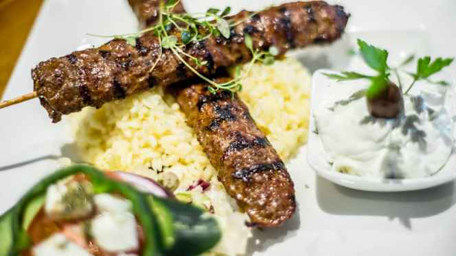 GREKISKA Grill & Bar Östergatan - 3