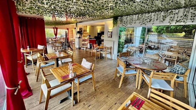 DiP restaurant - 8