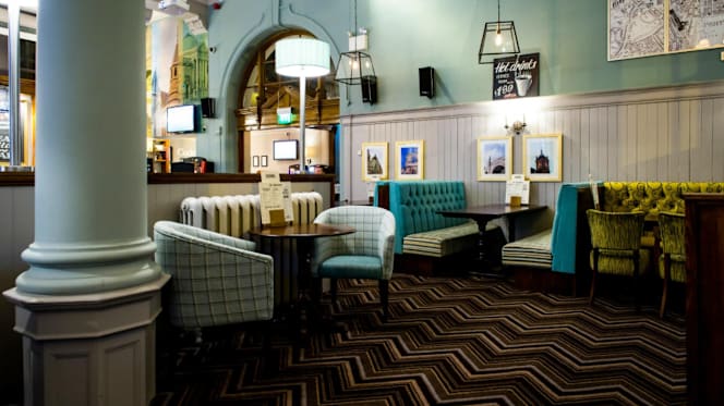 Sandeman Perth - 1