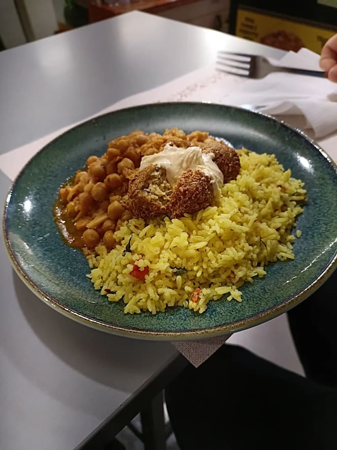 Da Jimmy Cocktail Bar & Indian Restaurant - 4