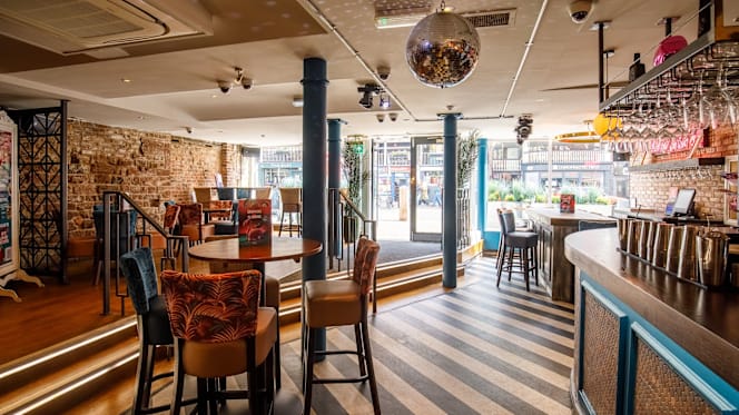 Slug & Lettuce Chester - 6