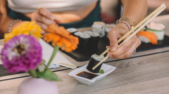 KAZUMI Sushi Manufaktur - 8